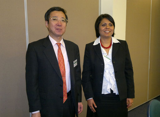 http://www.aptsec.org/sites/default/files/Upload-files/SG-Photos/04102011942.jpg