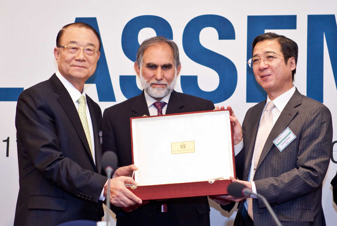 http://www.aptsec.org/sites/default/files/Upload-files/SG-Photos/135.jpg