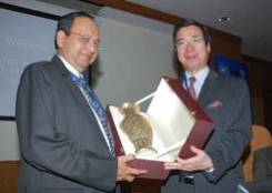 http://www.aptsec.org/sites/default/files/Upload-files/SG-Photos/image007.jpg